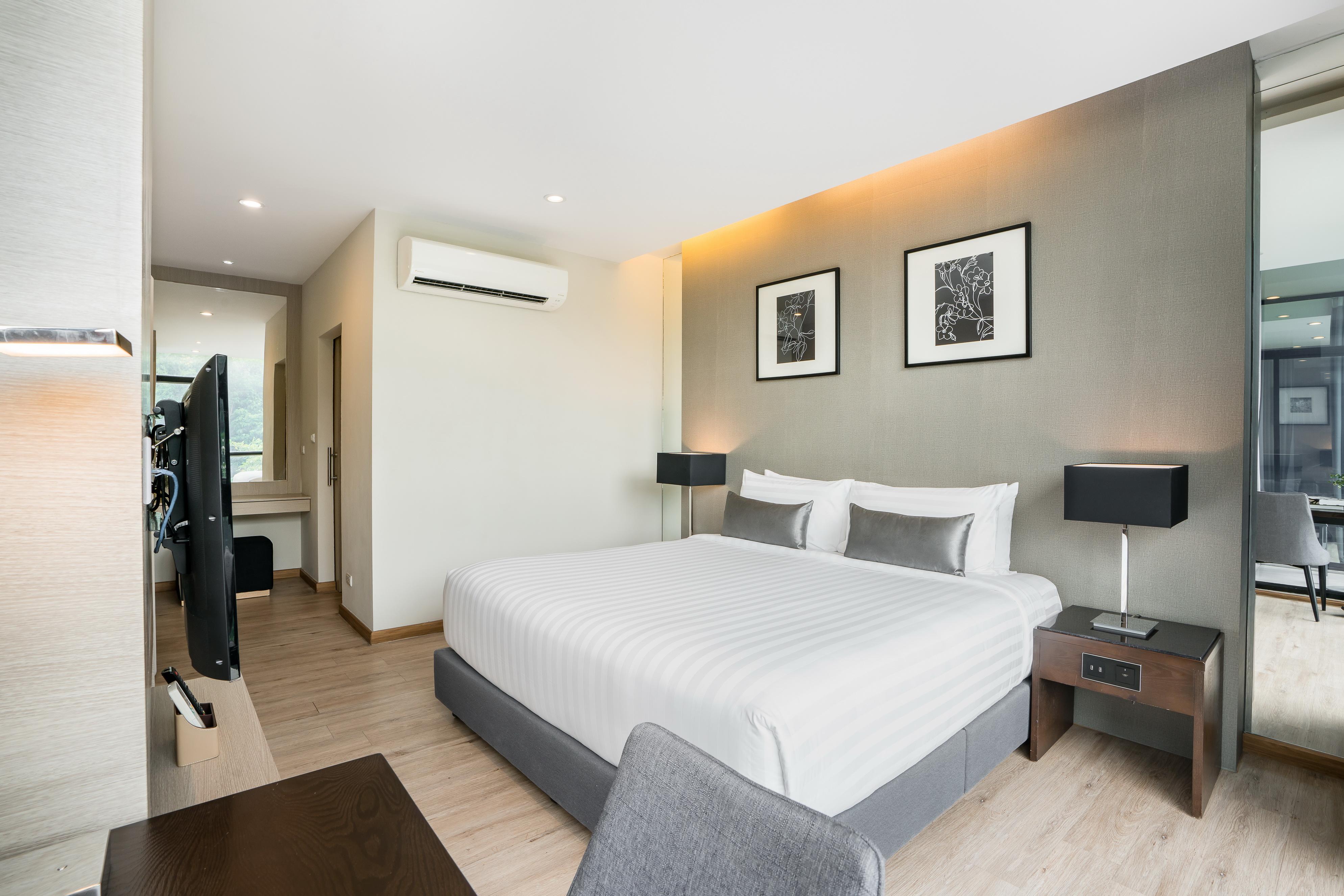 Altera Hotel And Residence By At Mind Pattaya Exterior photo