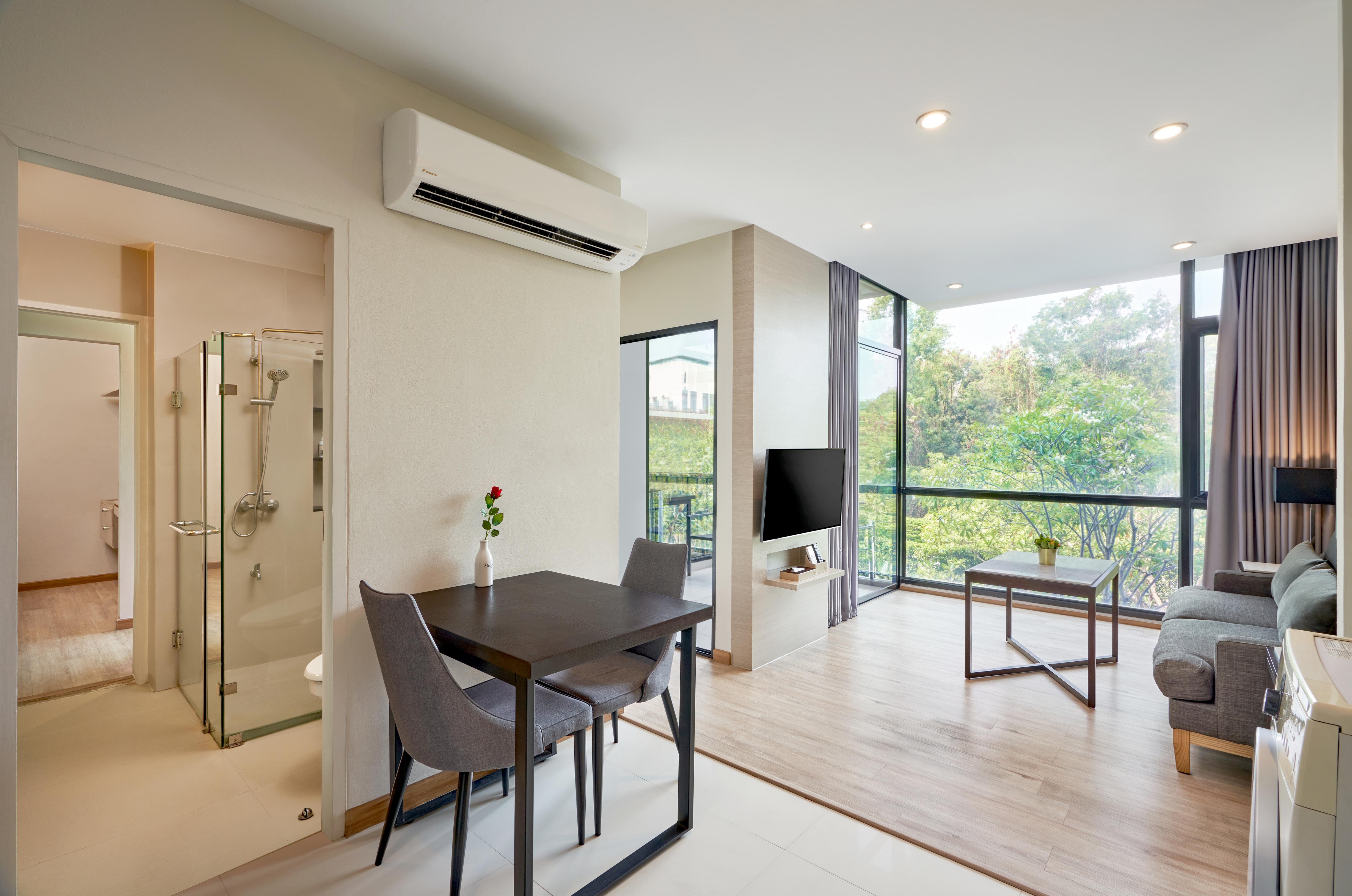 Altera Hotel And Residence By At Mind Pattaya Exterior photo