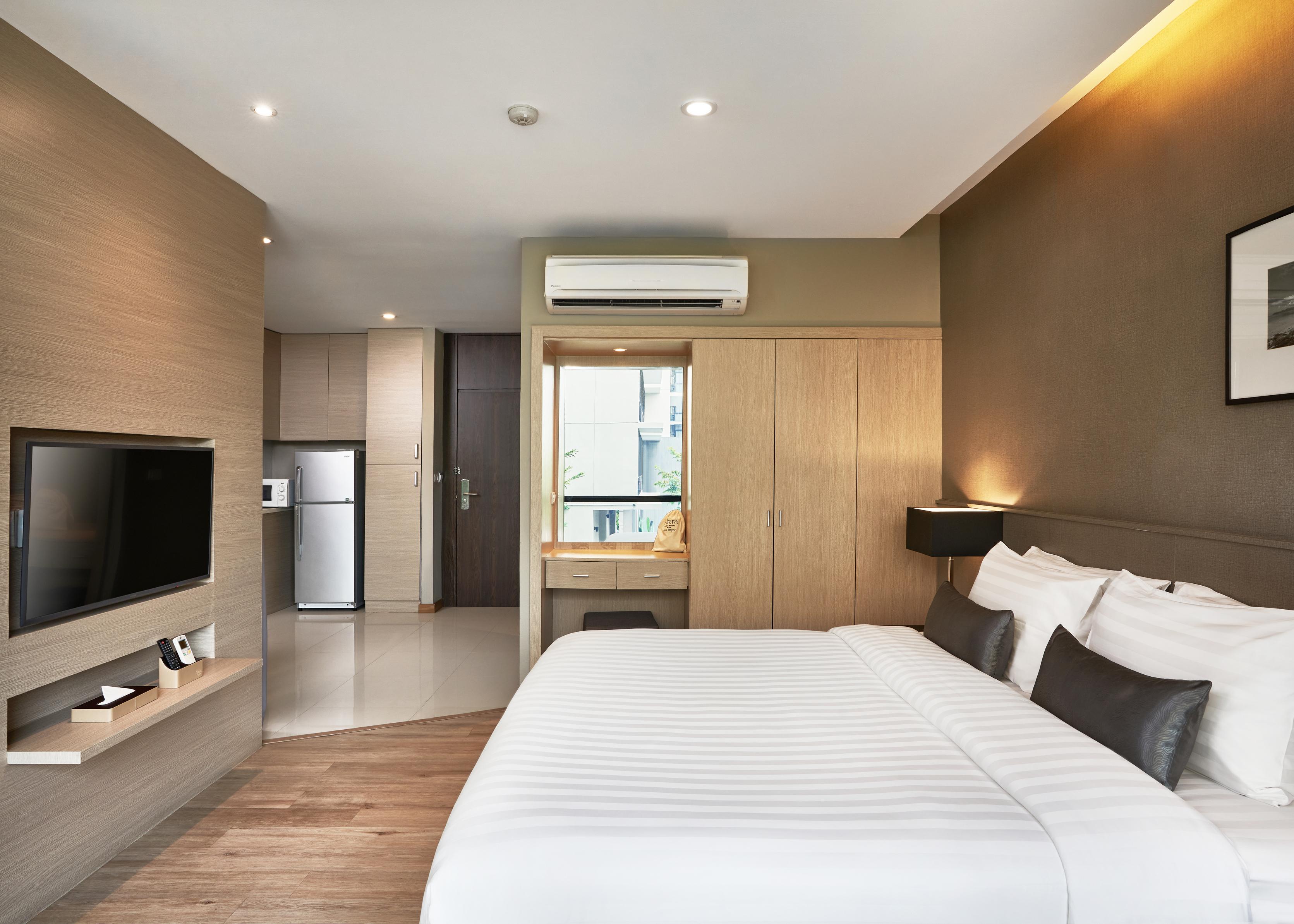 Altera Hotel And Residence By At Mind Pattaya Exterior photo