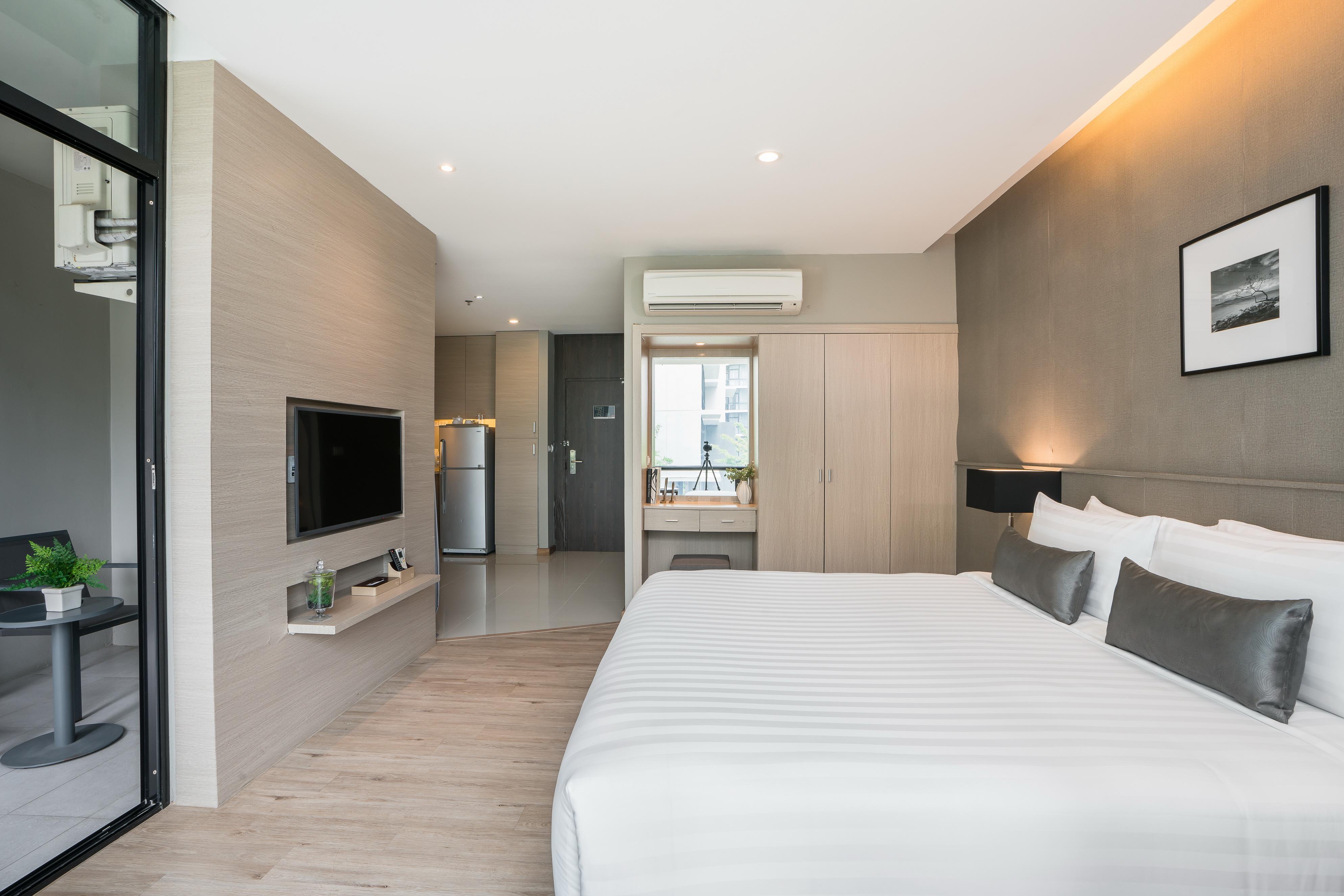 Altera Hotel And Residence By At Mind Pattaya Exterior photo