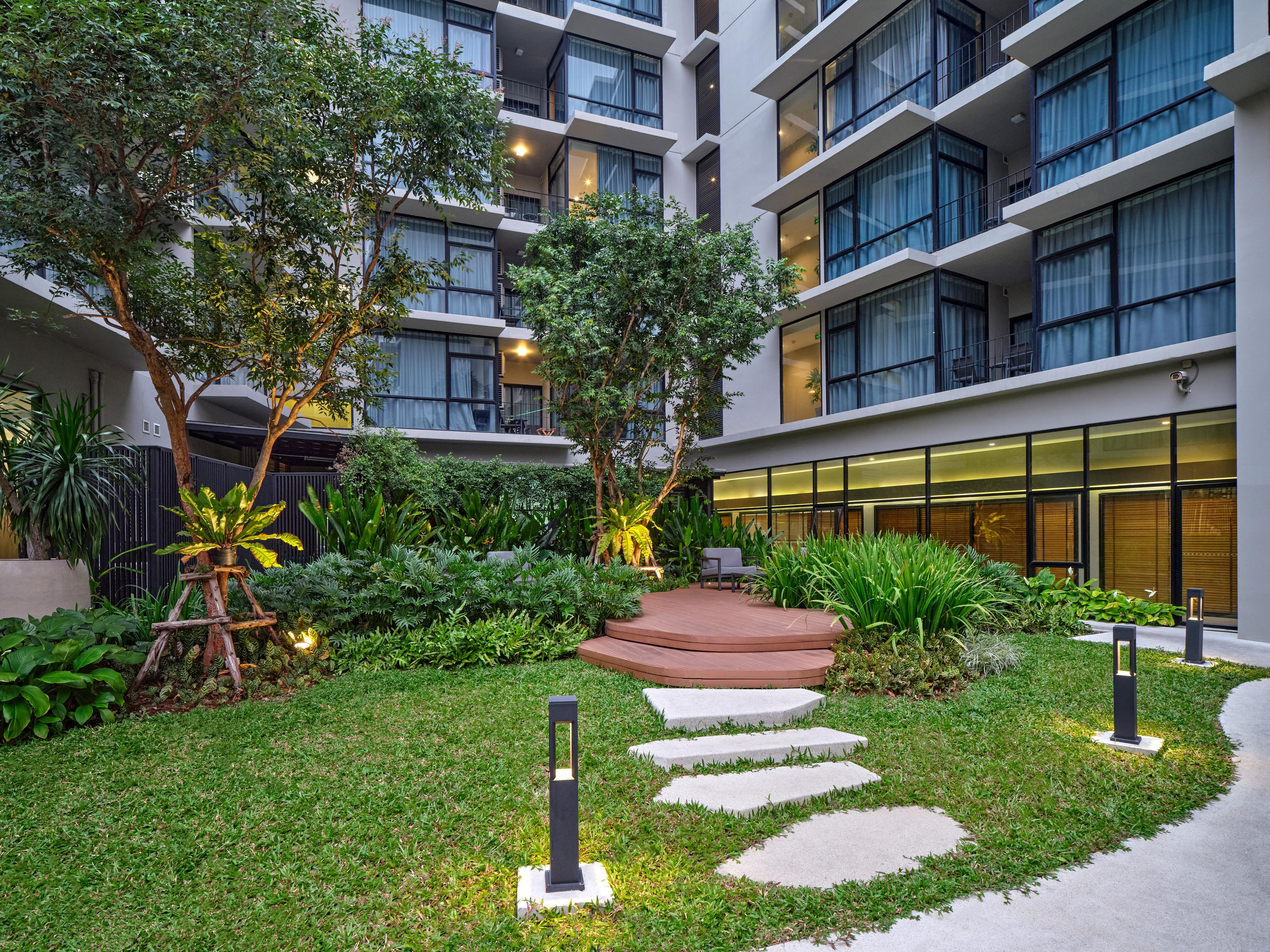 Altera Hotel And Residence By At Mind Pattaya Exterior photo