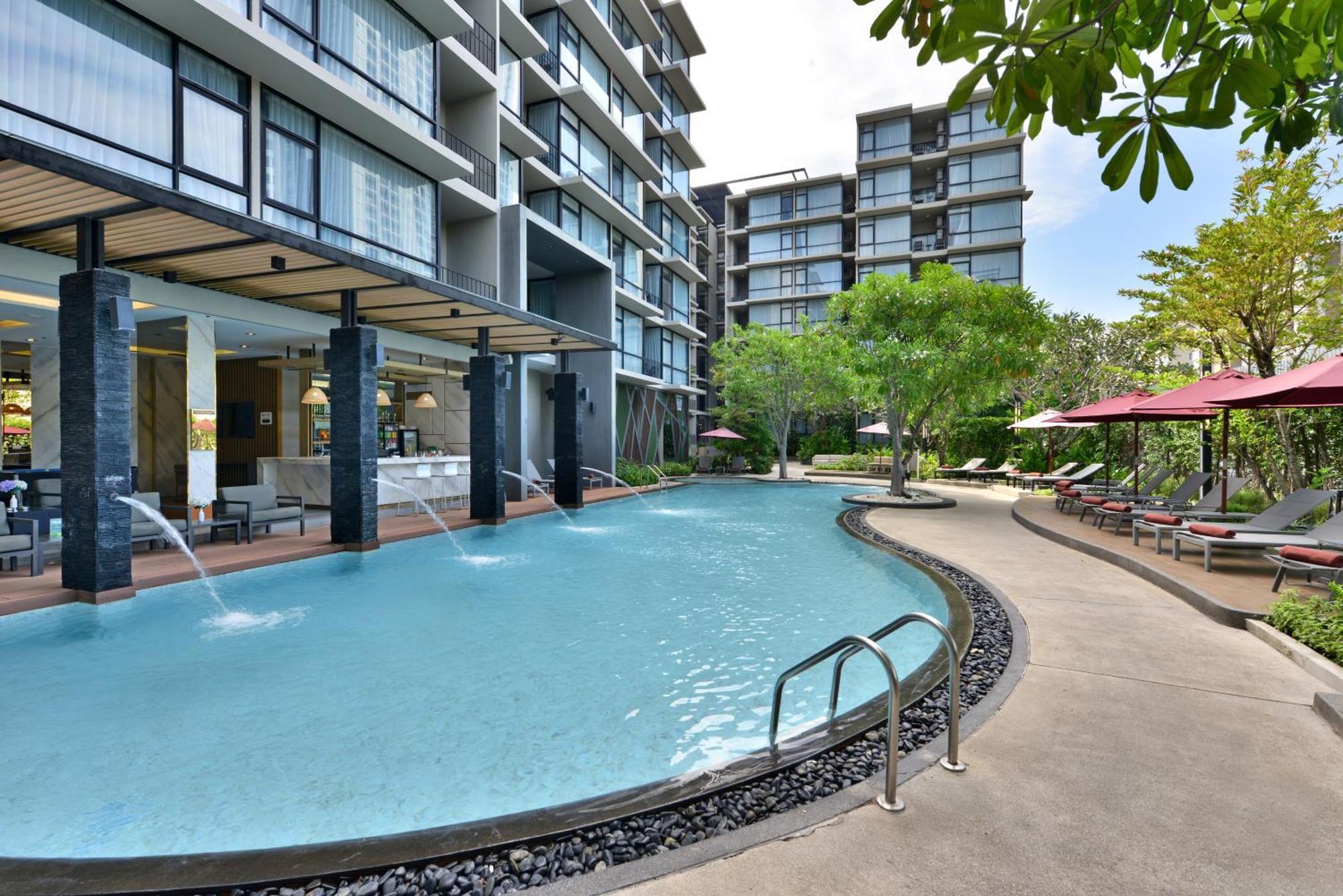 Altera Hotel And Residence By At Mind Pattaya Exterior photo